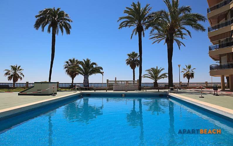 Appartement Apartbeach Marina Playa Climatizado Y Vistas Playa à Cambrils Extérieur photo